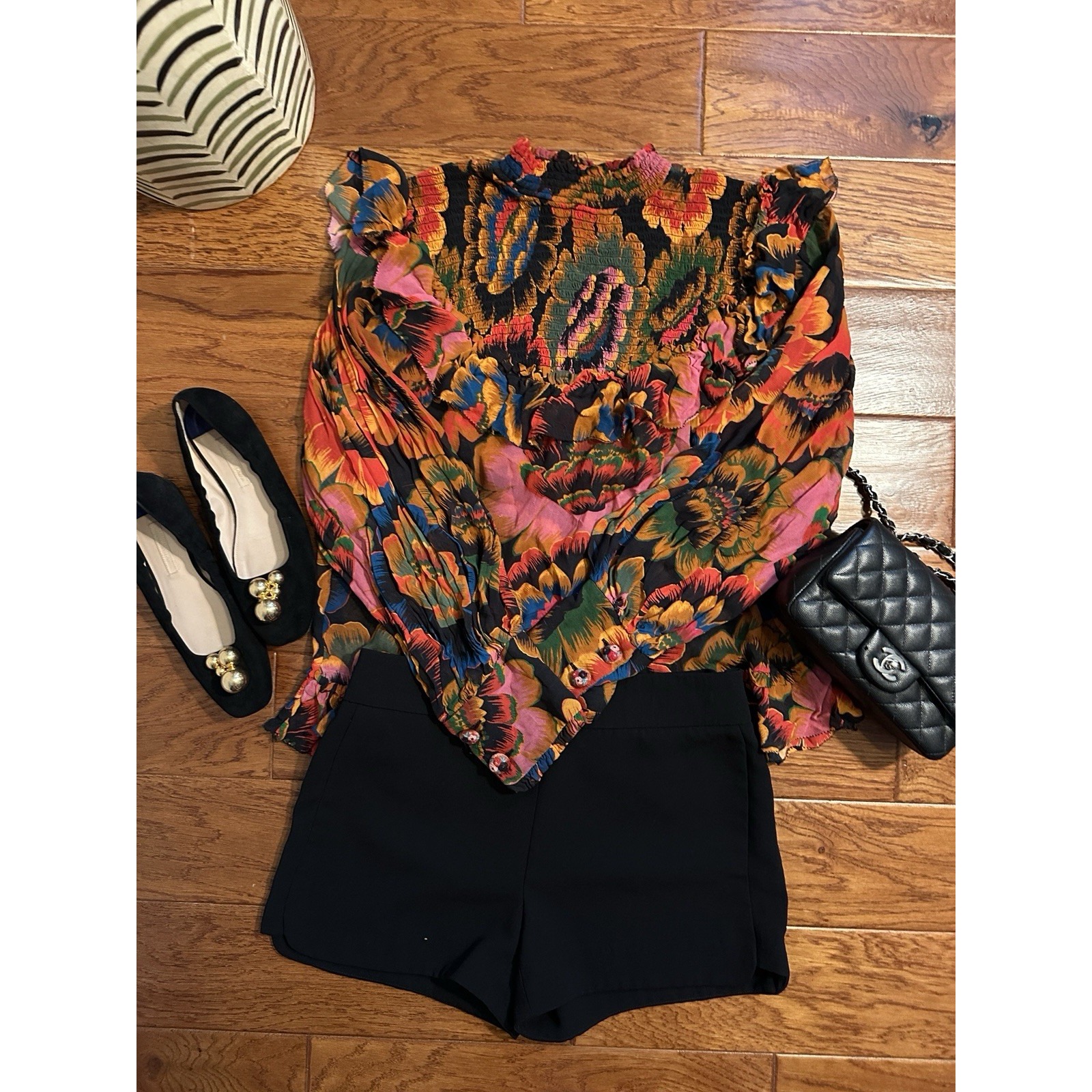 Farm Rio Flowers Smocked Blouse Ruffle Detail Floral Colorful Top Size M